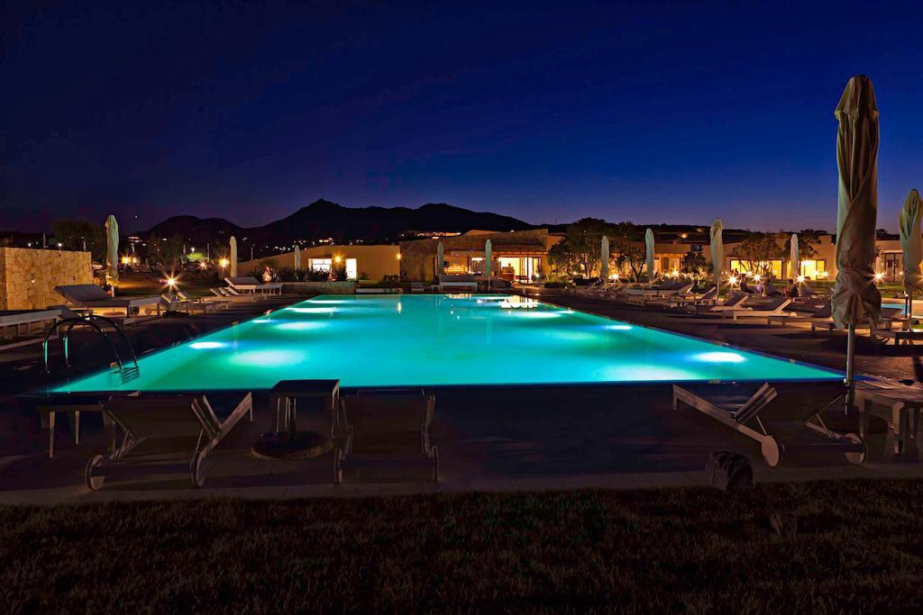 Paradise Resort And Spa San Teodoro  Buitenkant foto